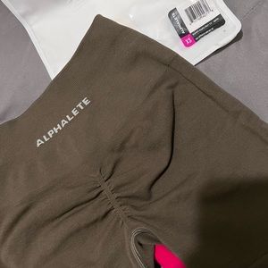 Alphalete Amplify 4.5” Short